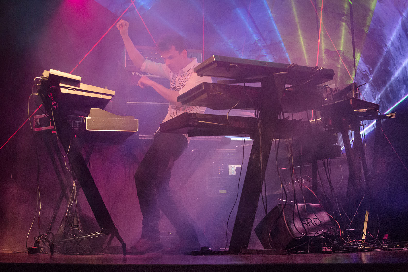 Carlos Trilha em performance em Florianópolis, 2018